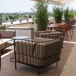 Western Biri Hotel Pádua