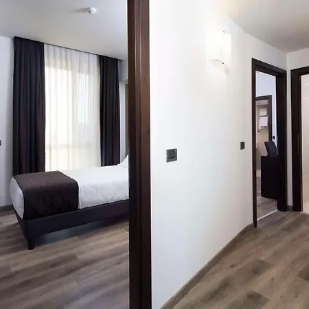 Otel Western Biri 4*