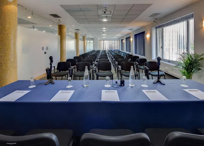 Western Biri Hotel 4*