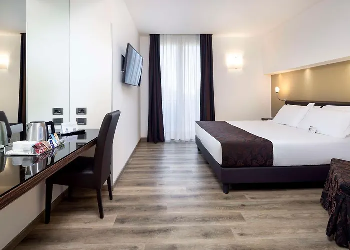 Western Biri Hotel Padua