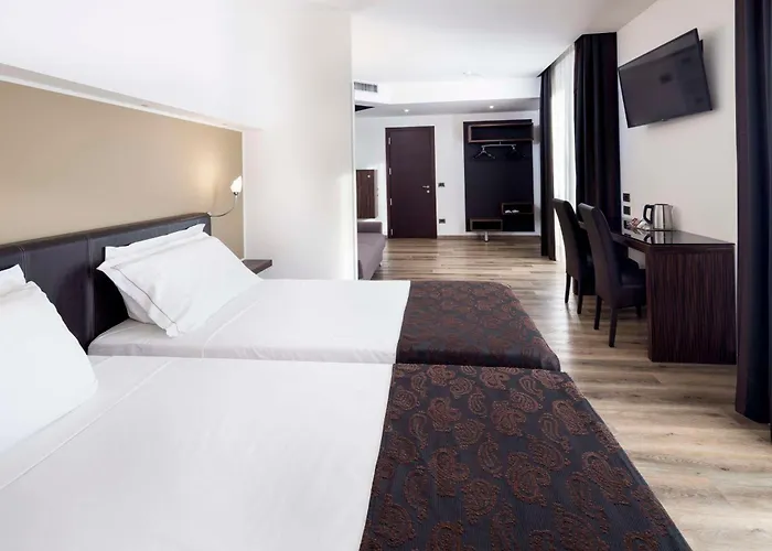 Hotel Western Biri 4*
