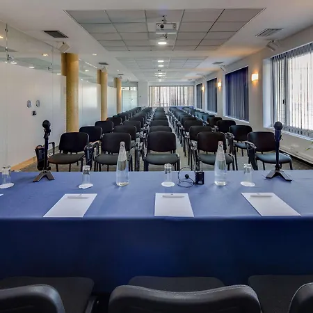 Western Biri Szálloda 4*