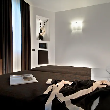 Western Biri Отель Падуя