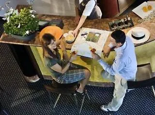 Western Biri Szálloda 4*