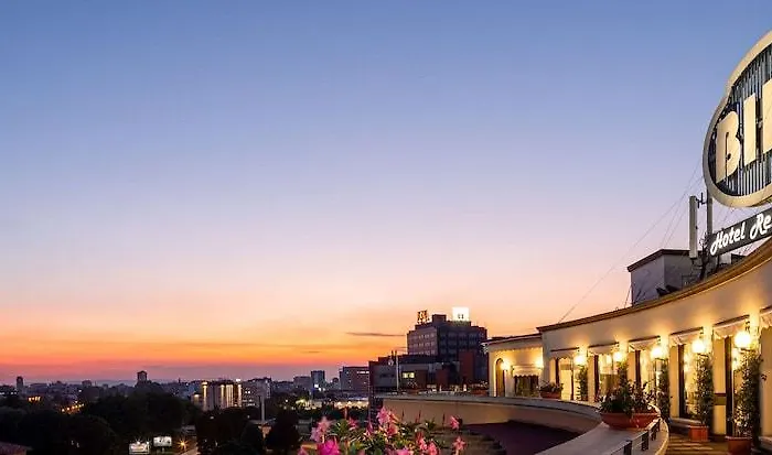 Western Biri 4*