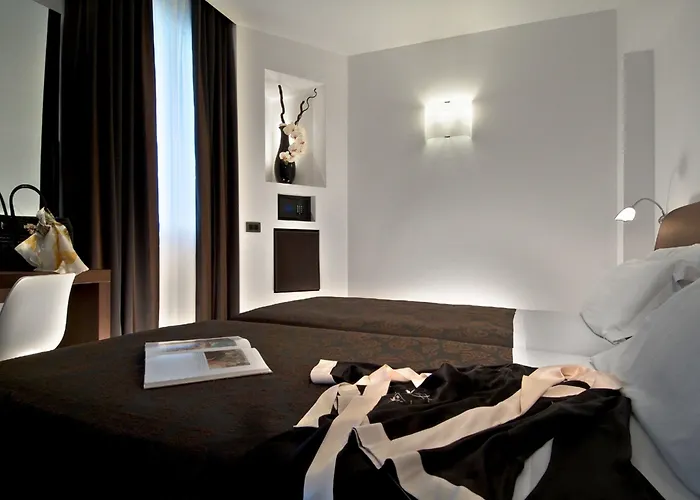 Western Biri Hotel Padoue